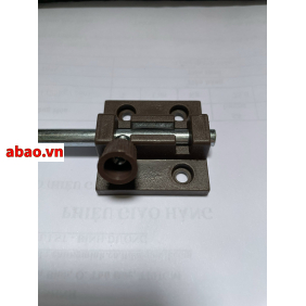 Chốt cửa nhựa nâu