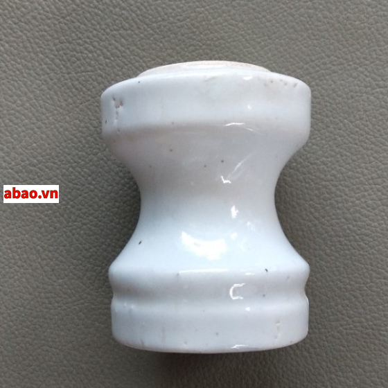 Sứ cách điện